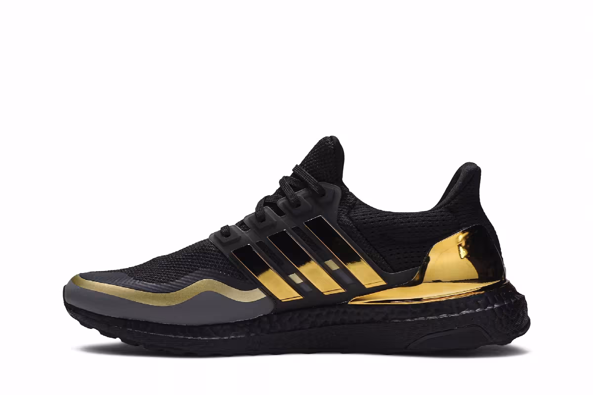 adidas UltraBoost Metallic Gold, view 4