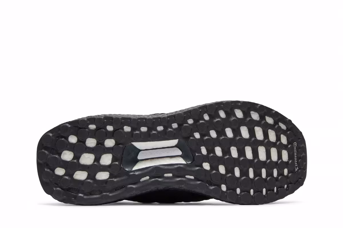 adidas UltraBoost U Black, view 5