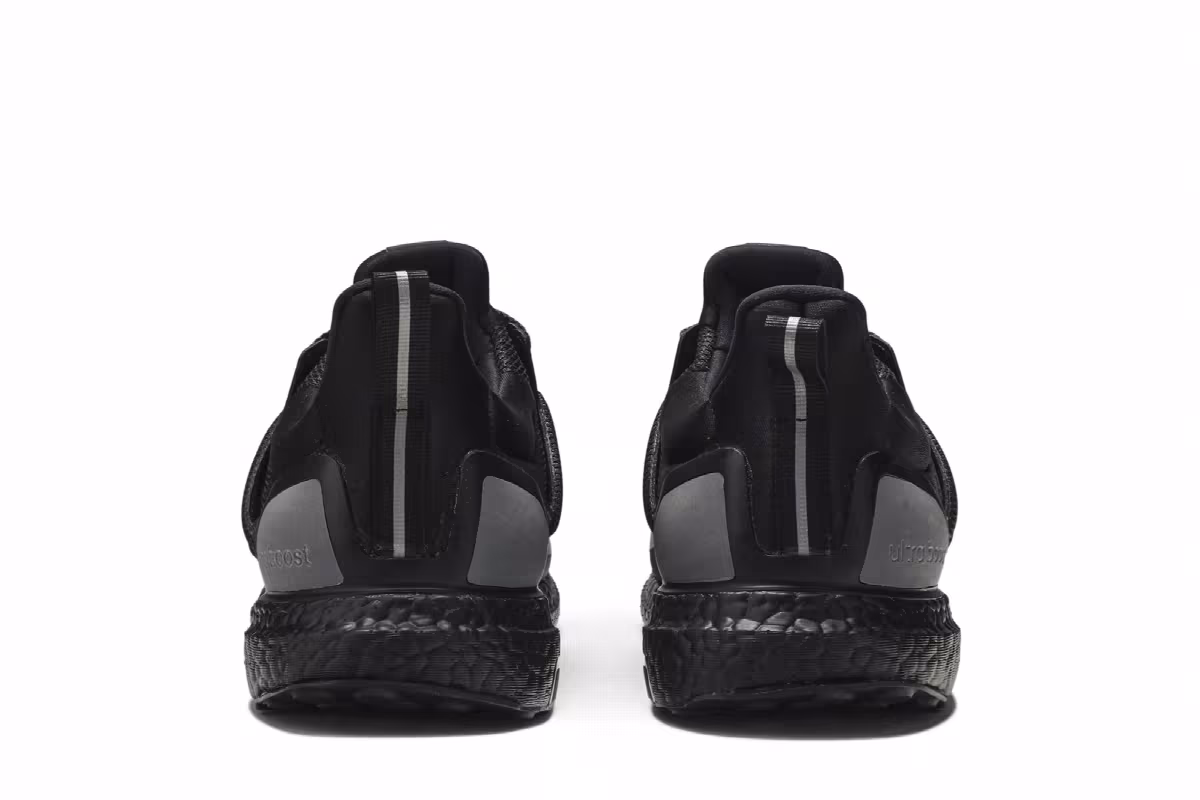 adidas UltraBoost Reflective Black, view 7