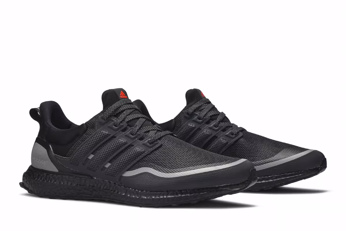 adidas UltraBoost Reflective Black, view 9