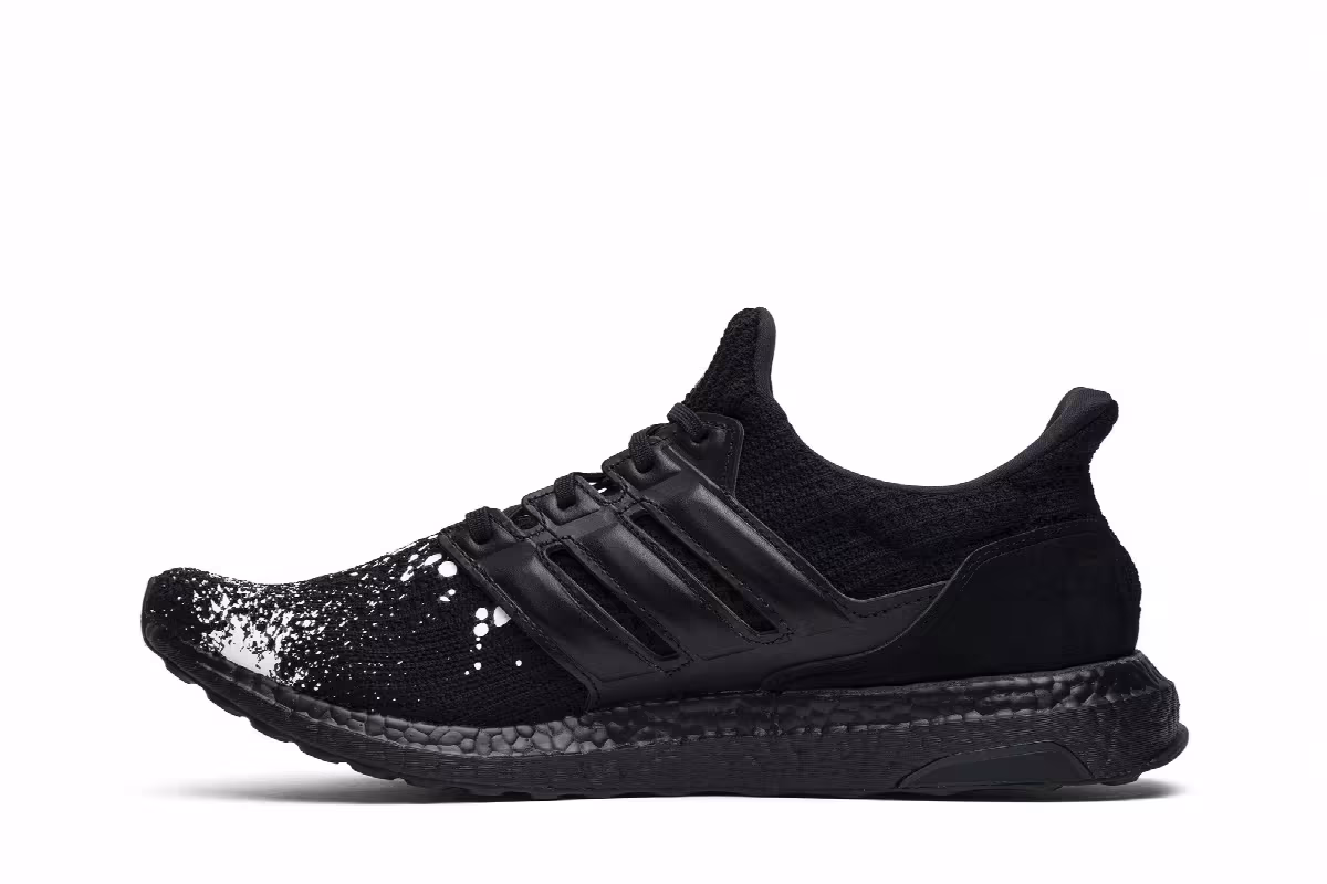 Madness x adidas UltraBoost 4.0 Black, view 4