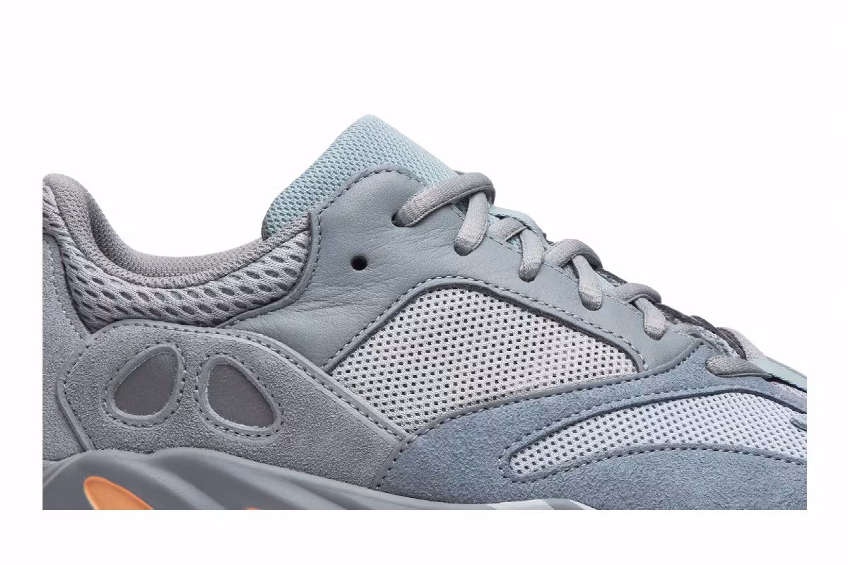 adidas Yeezy Boost 700 Inertia, view 3