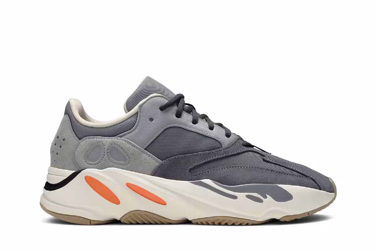 adidas Yeezy Boost 700 Magnet, view 2
