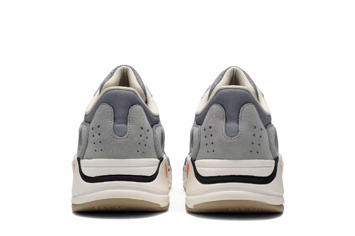 adidas Yeezy Boost 700 Magnet, view 7