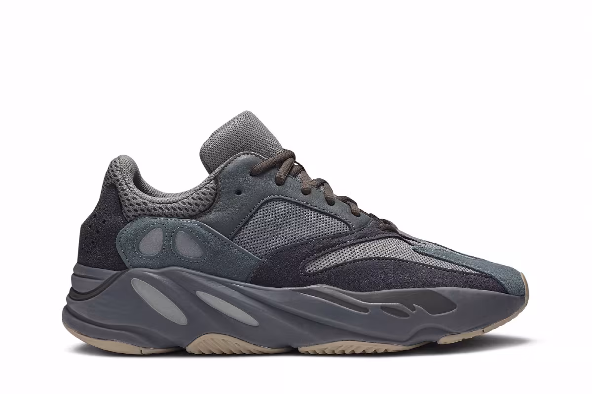 adidas Yeezy Boost 700 Hospital Blue, view 2
