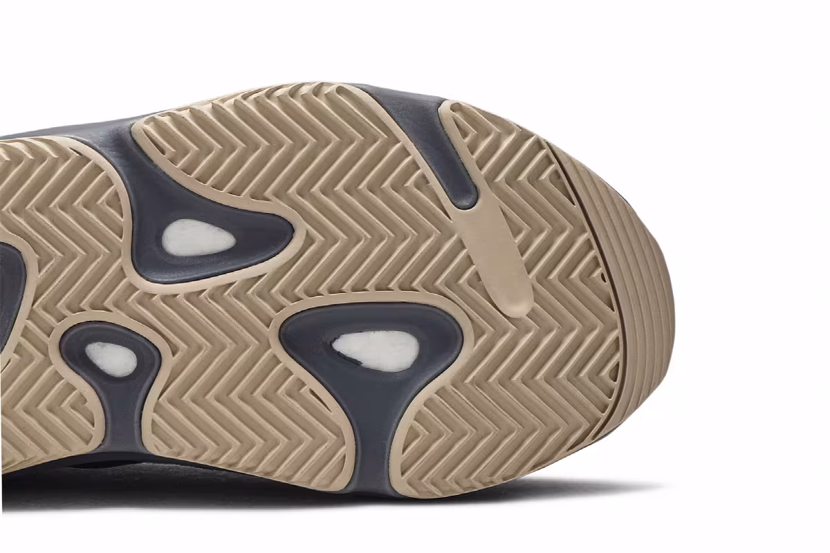 adidas Yeezy Boost 700 Hospital Blue, view 6