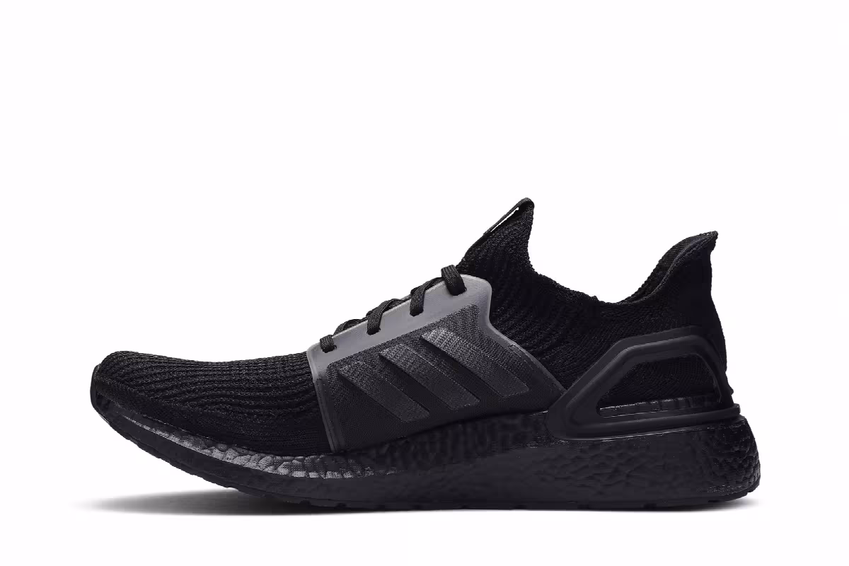 adidas UltraBoost 19 Triple Black, view 4