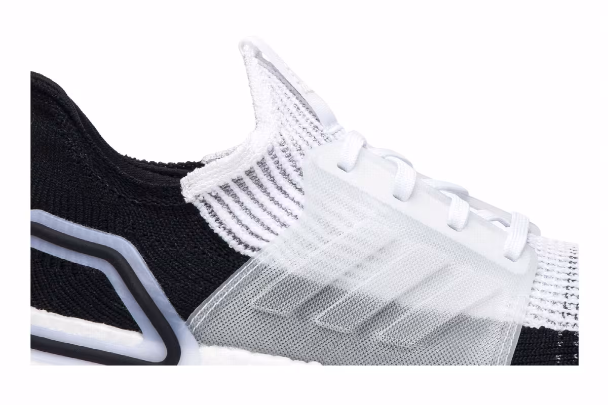 adidas UltraBoost 19 Panda, view 3