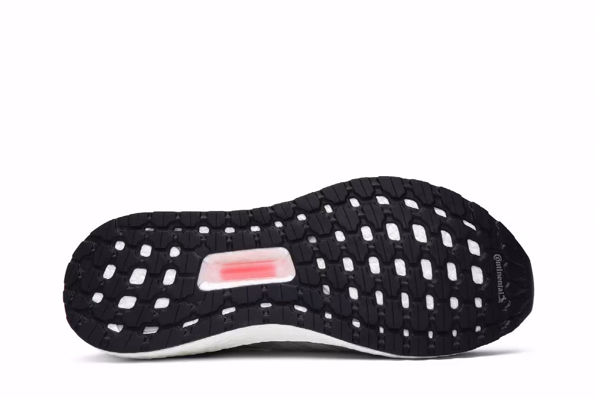 adidas UltraBoost 19 Panda, view 5