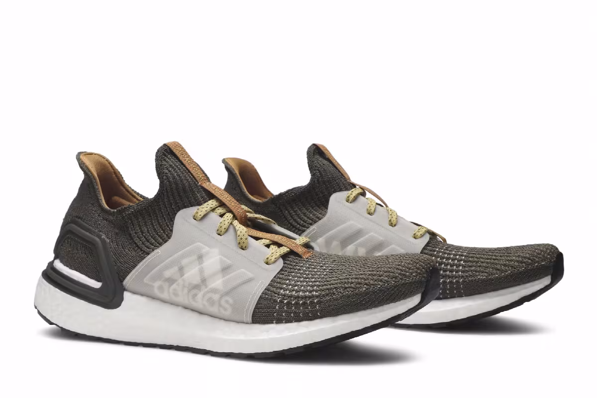 Wood Wood x adidas UltraBoost 19 Olive, view 9