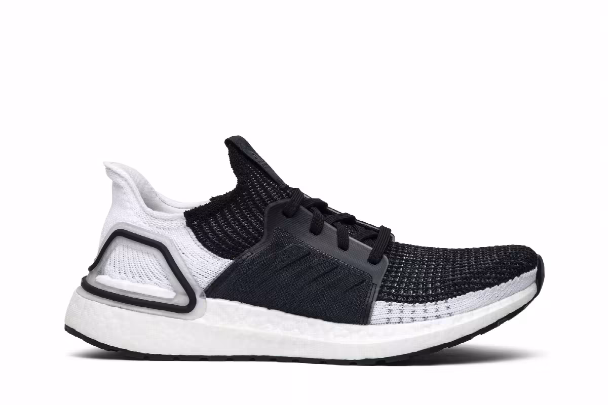 adidas UltraBoost 19 Oreo, view 2