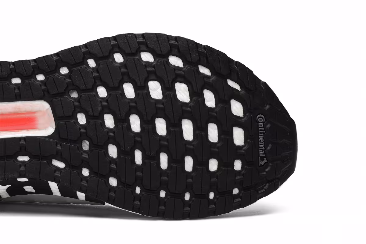 David Beckham x adidas UltraBoost 2019 Triple Crown 20th Anniversary, view 6
