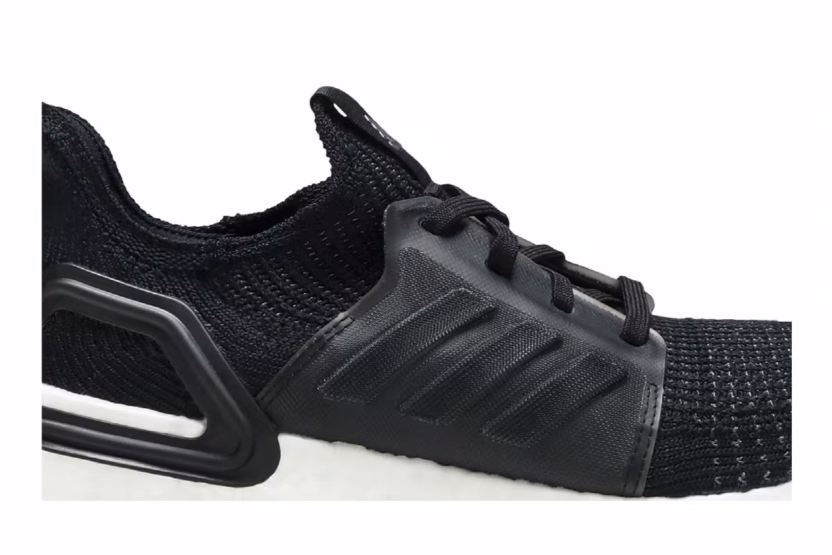 adidas UltraBoost 19 Core Black, view 3