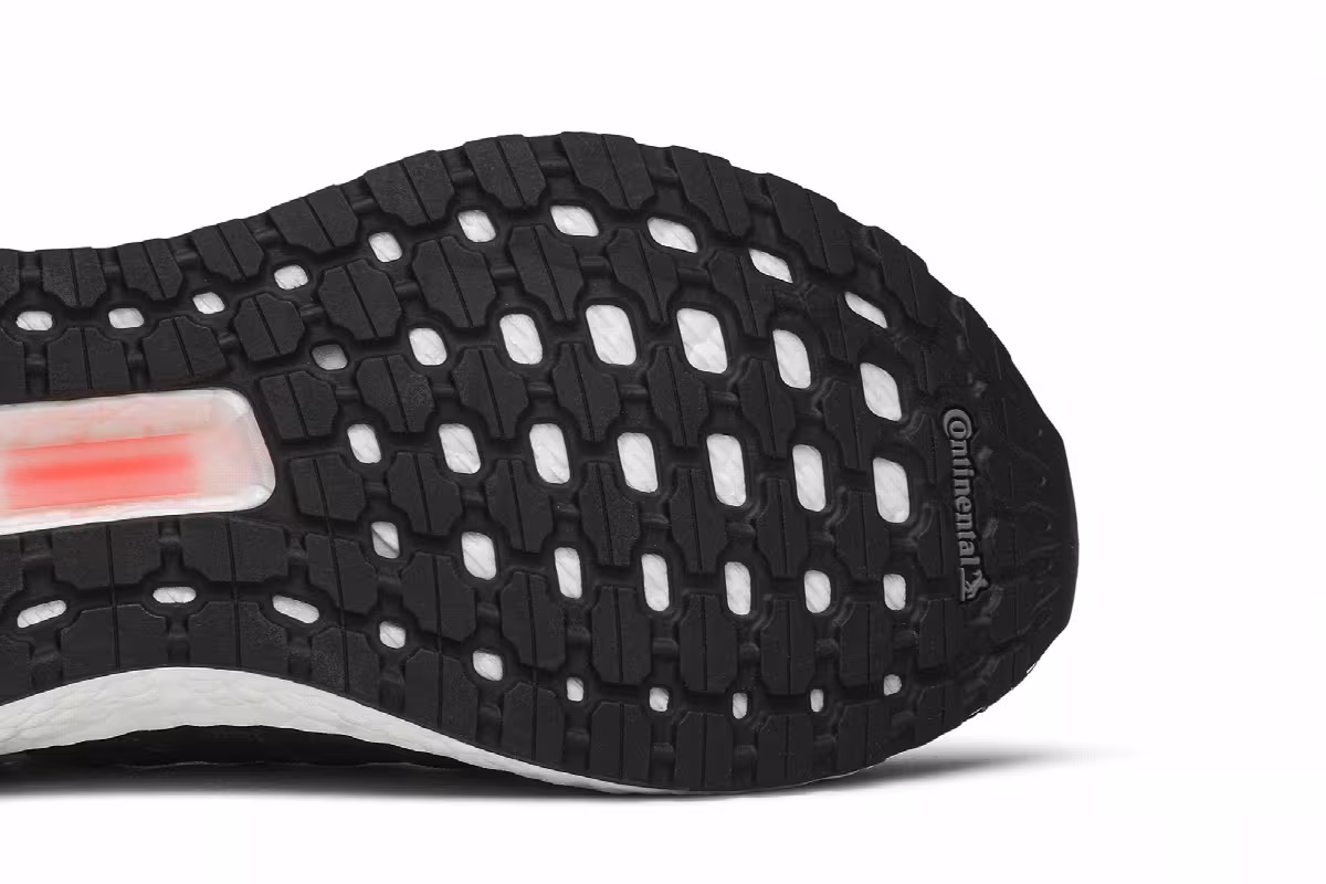 adidas Women's UltraBoost 19 Core Black, view 6