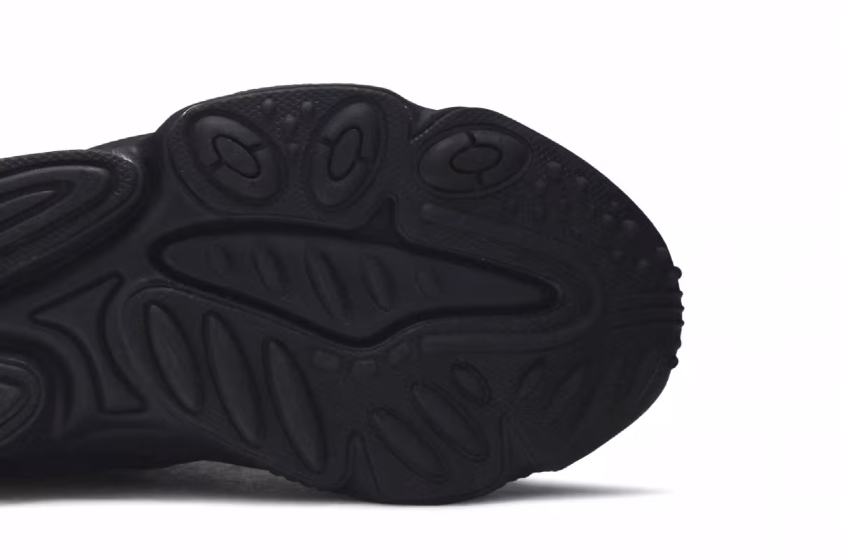 adidas Men's Ozweego Black Carbon, view 6