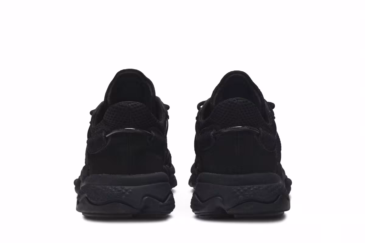 adidas Men's Ozweego Black Carbon, view 7