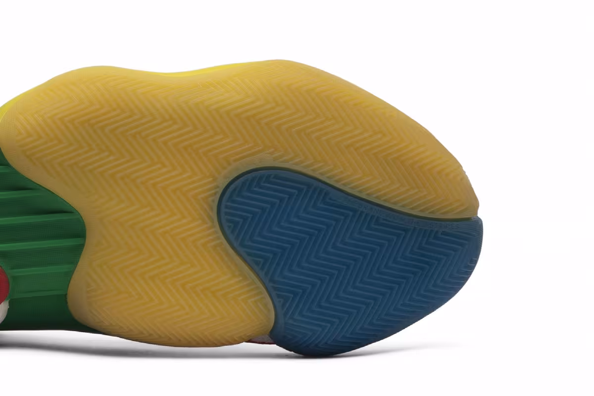 Pharrell x adidas Crazy BYW X Gratitude, view 6