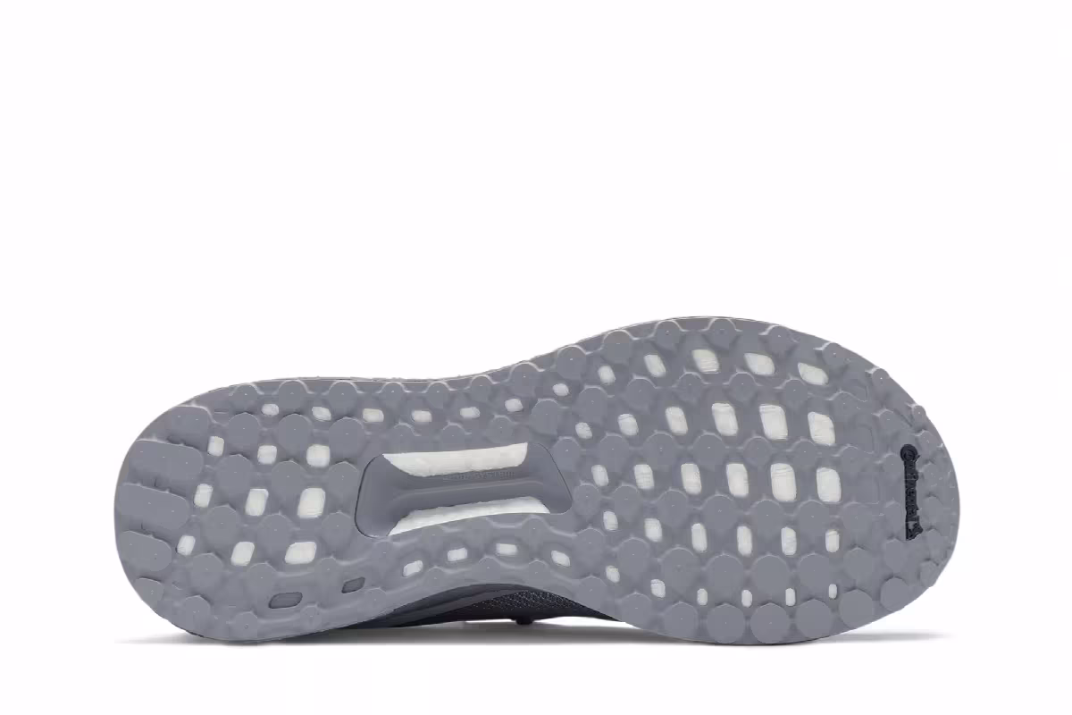 Pharrell x adidas Solar Hu Glide PRD Grey, view 5