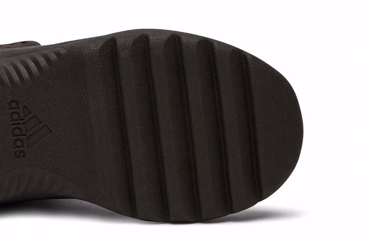 adidas Yeezy Desert Boot Oil 2019, view 6