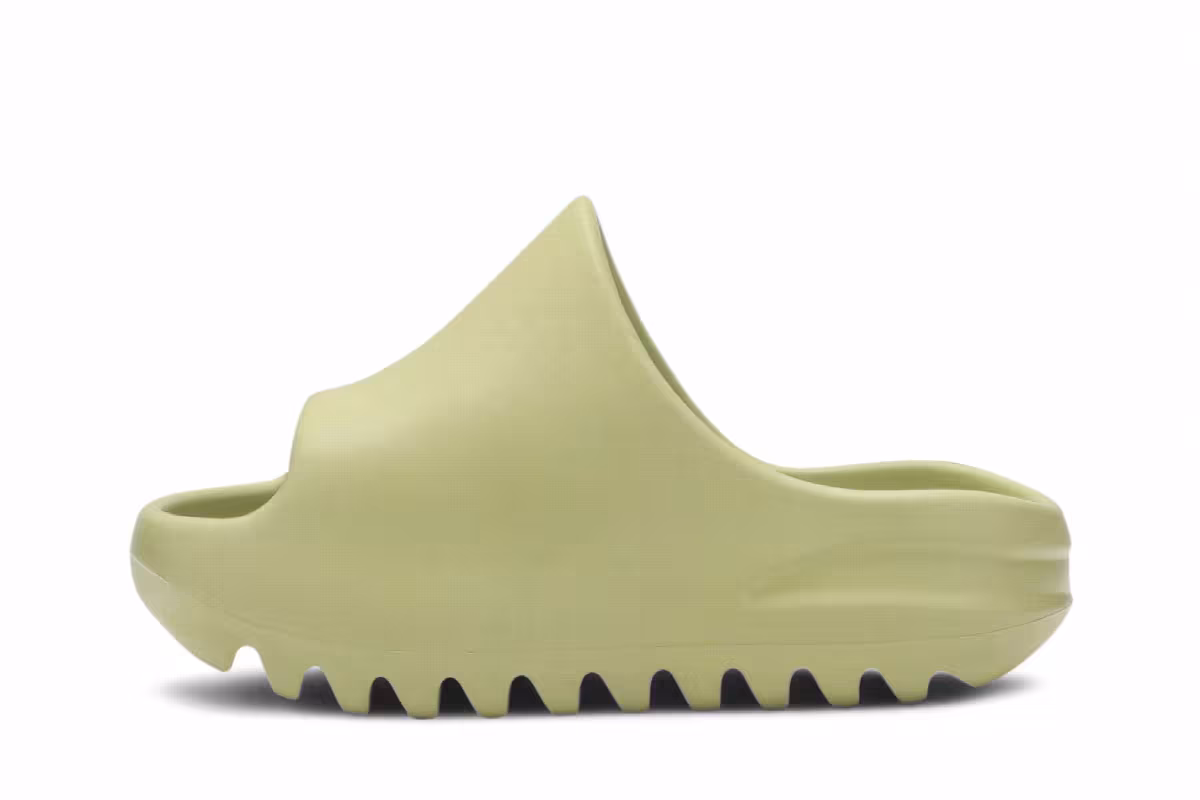 adidas Yeezy Slides Kids Resin, view 4