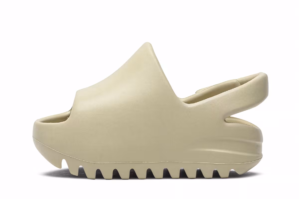 adidas Yeezy Slides Infant Bone, view 4
