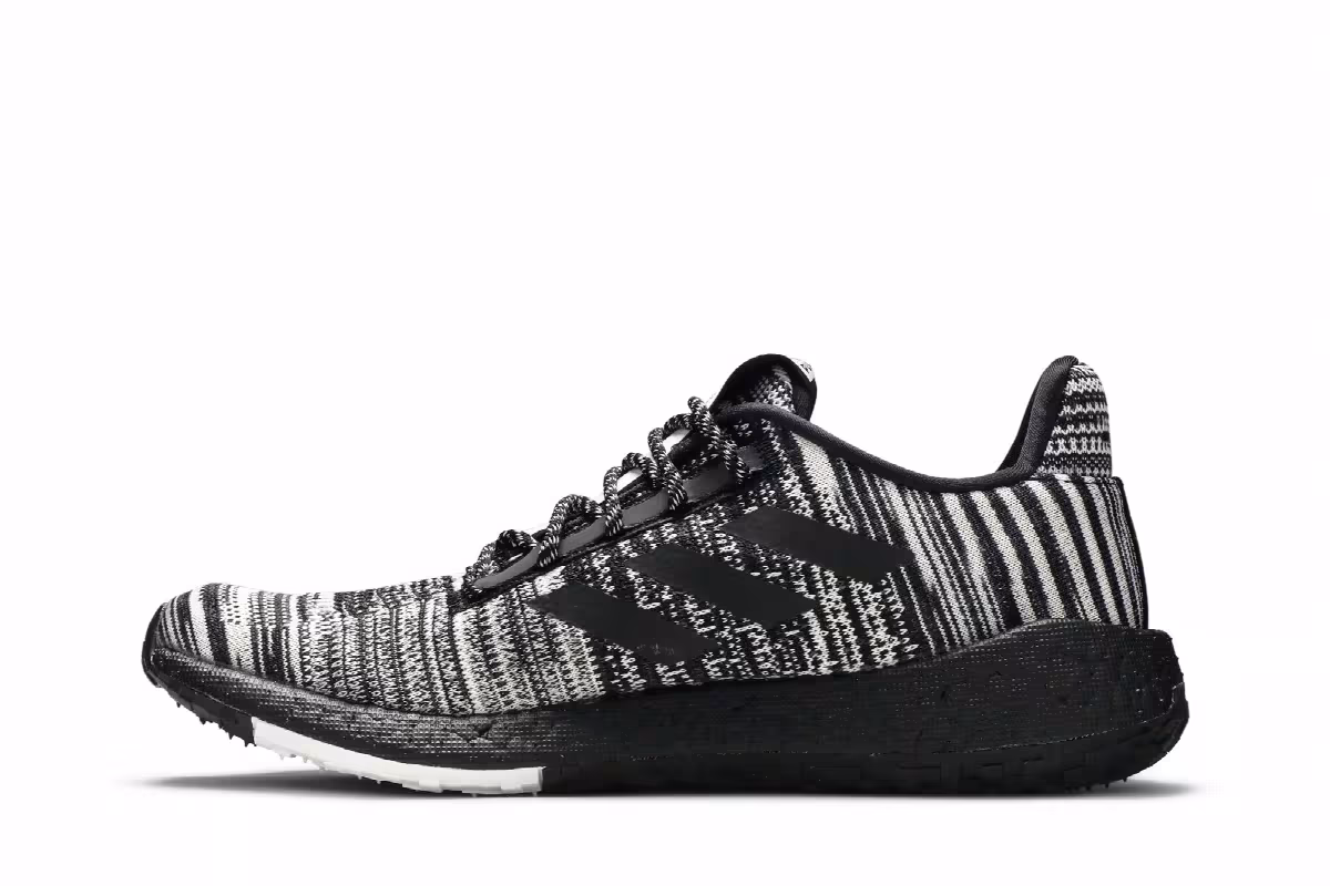 Missoni x adidas PulseBoost HD Black White, view 4