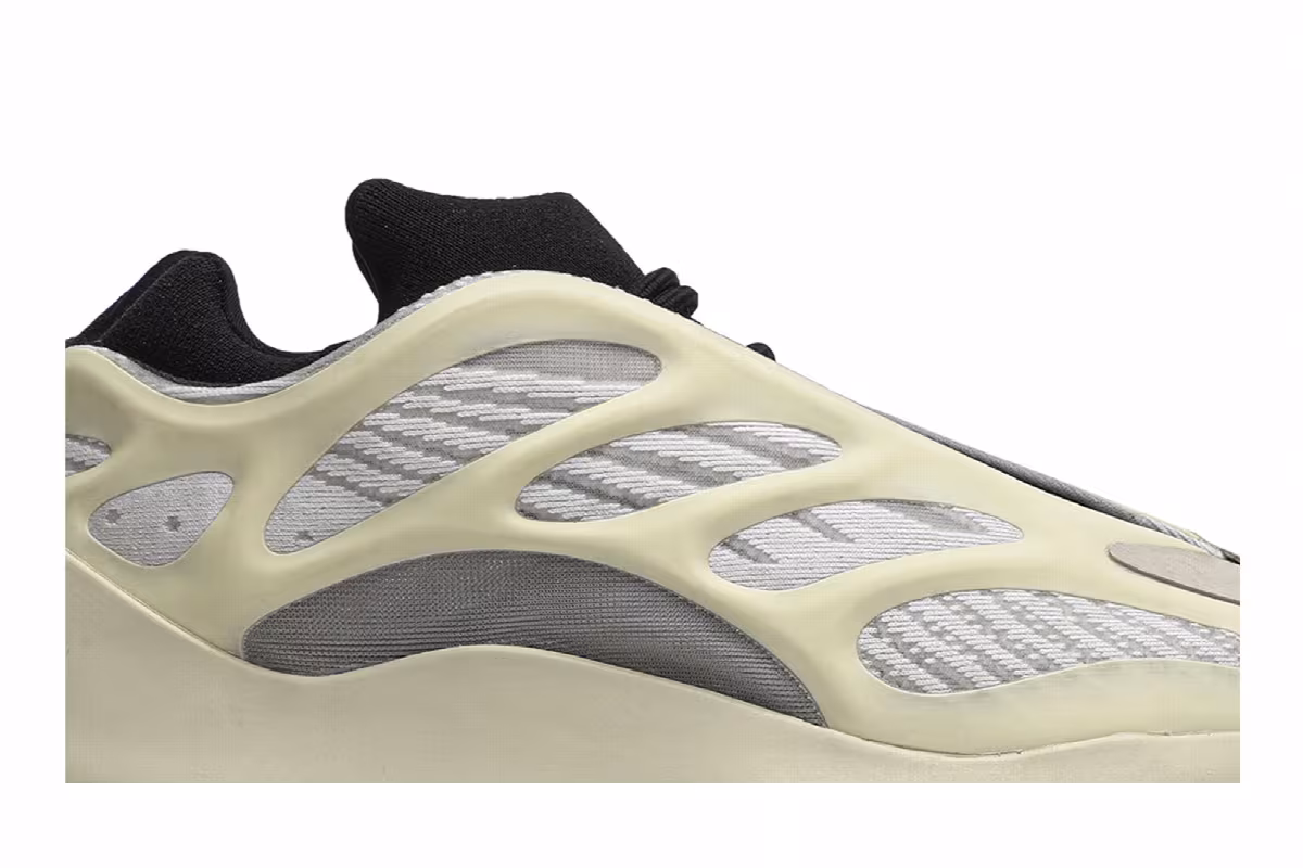 adidas Yeezy 700 V3 Azael 2019, view 3