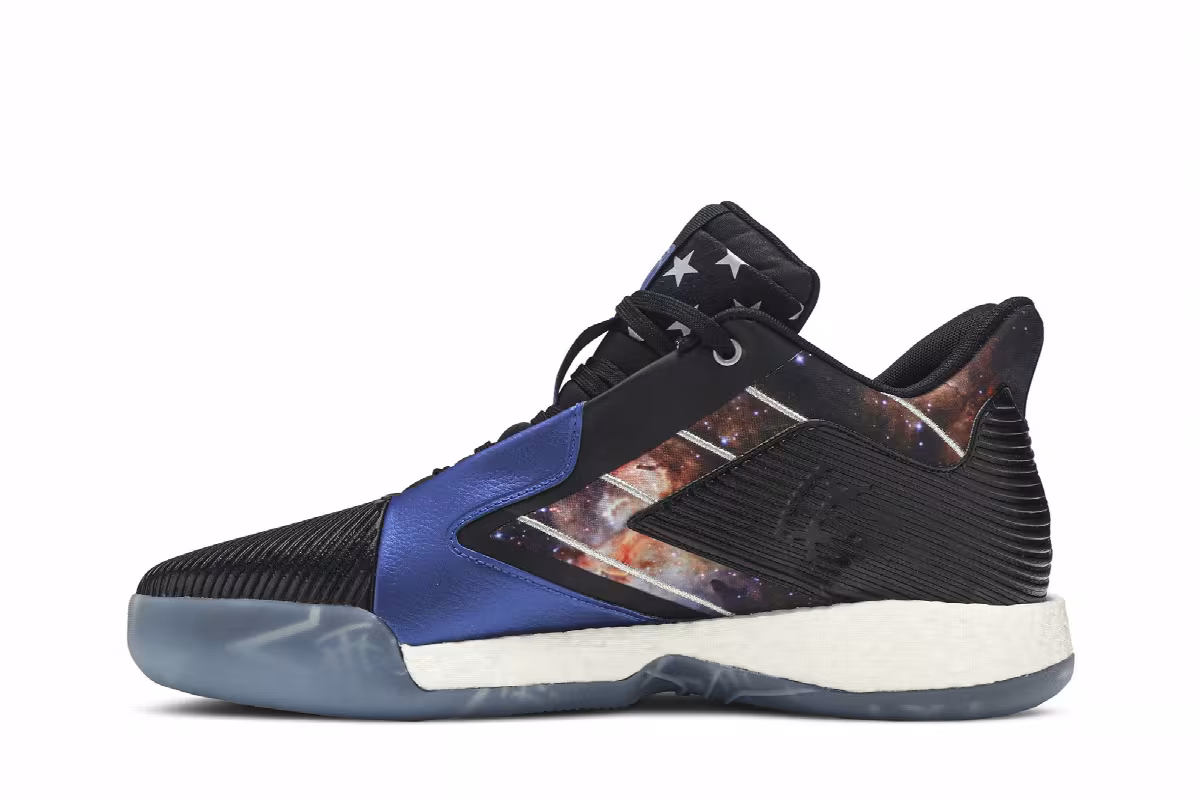 Adidas T-Mac Millennium 2 Christmas Gmae, view 4