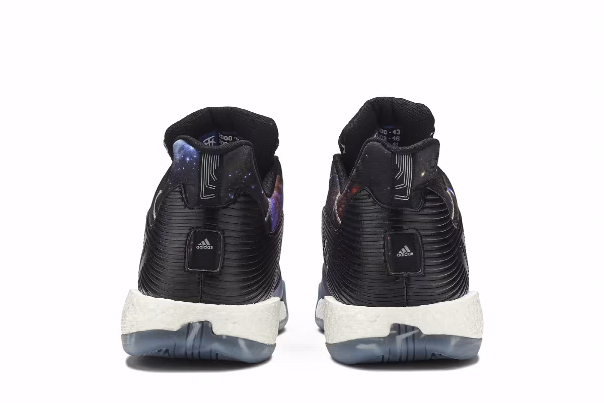 Adidas T-Mac Millennium 2 Christmas Gmae, view 7