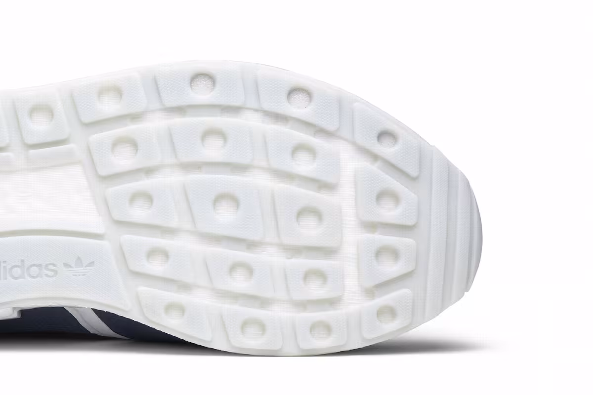 Commonwealth x adidas ZX 500 RM Friends & Family, view 6
