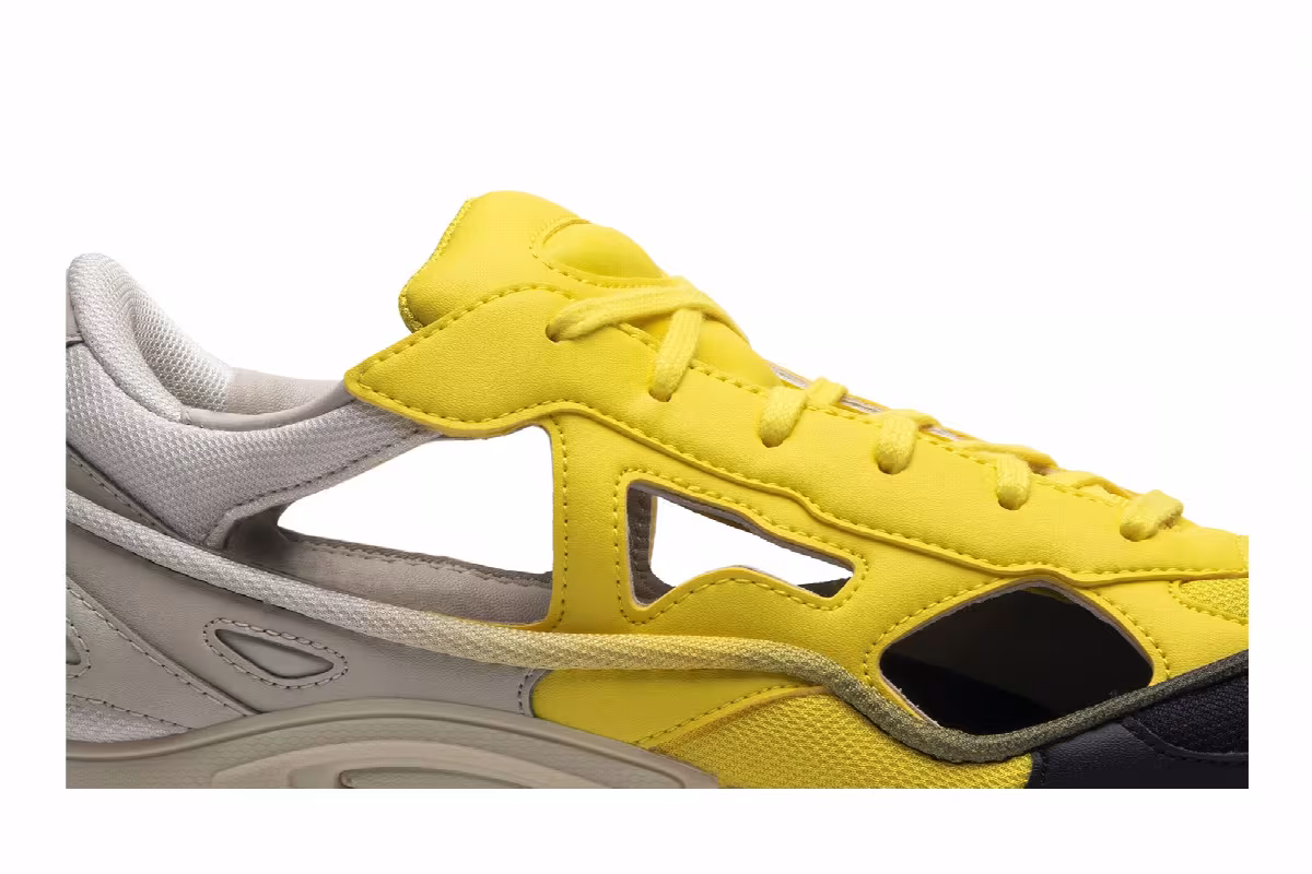 Raf Simons x adidas Ozweego Replicant Beige Yellow, view 3