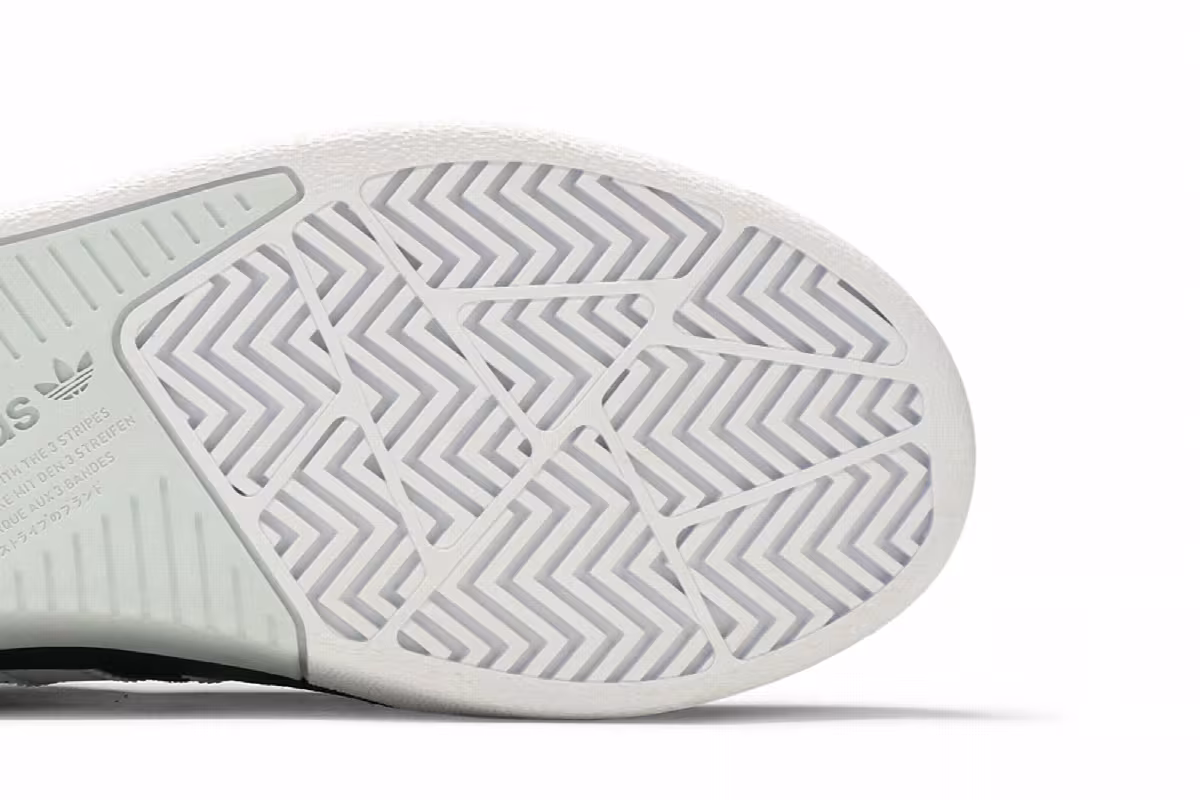 Adidas Tyshawn Core Black, view 6