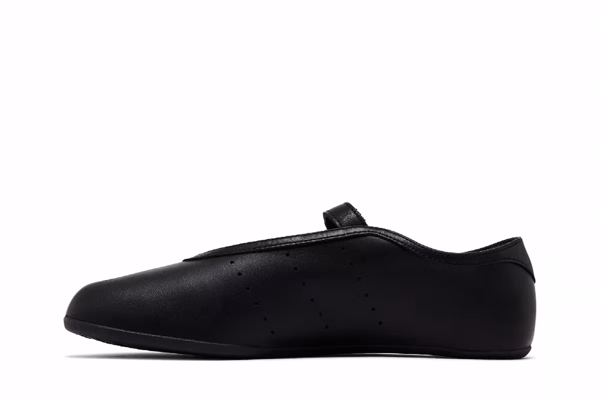 adidas Women's Stan Smith Lo Pro Triple Black, view 4