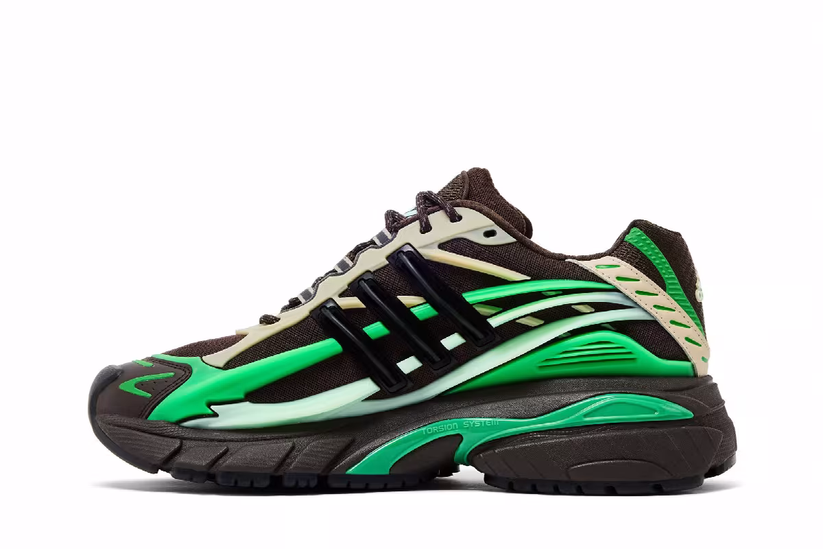 Pharrell x VIRGINIA x adidas Adistar Jellyfish Brown Green, view 4