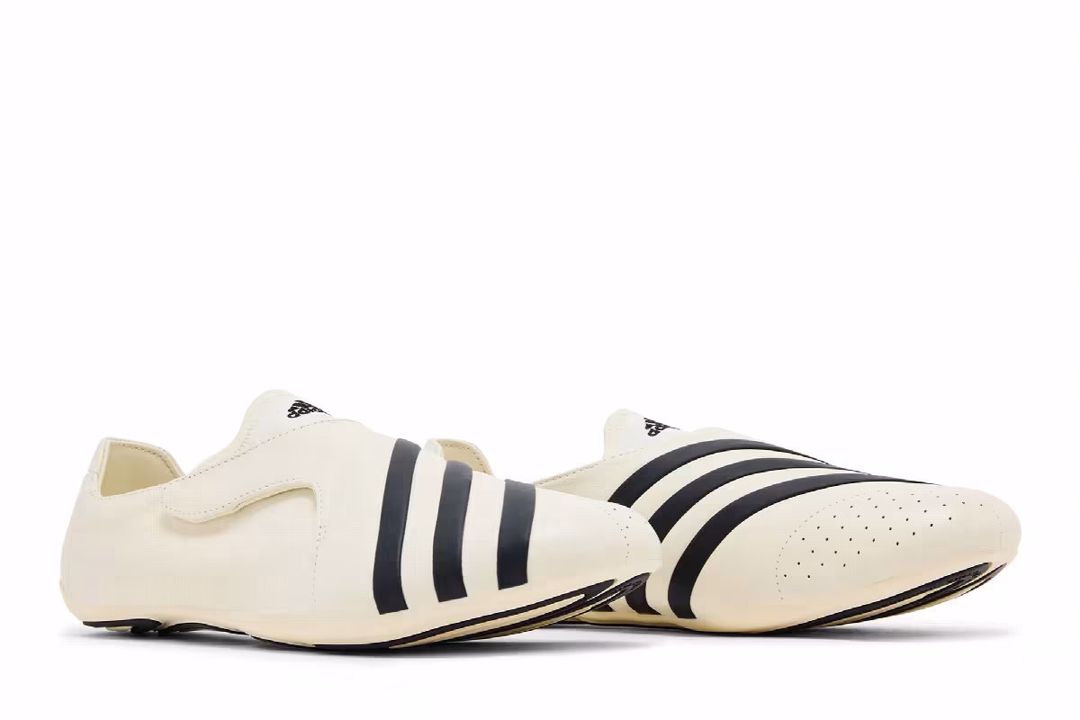Pharrell x adidas Vario Flat Earther Core White, view 9