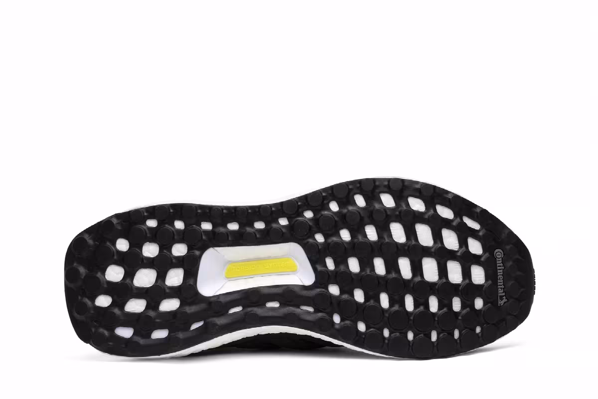 adidas UltraBoost 4.0 Black Carbon, view 5