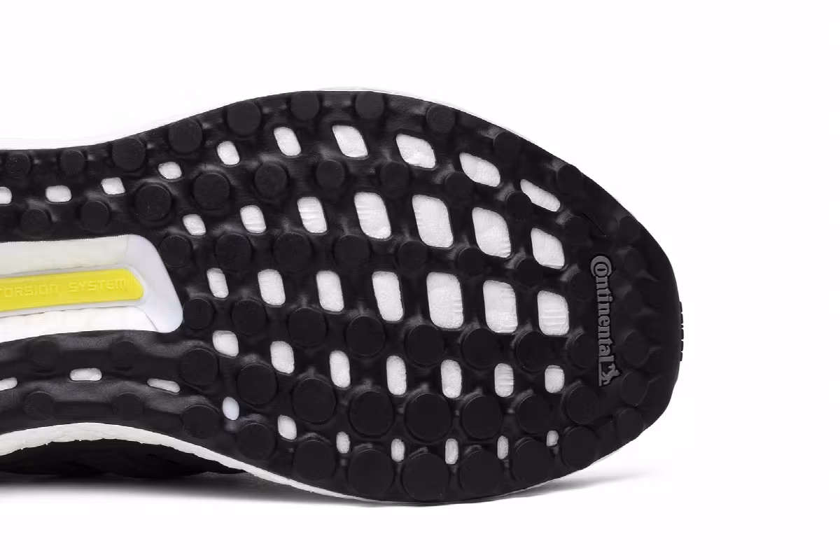 adidas UltraBoost 4.0 Black Carbon, view 6