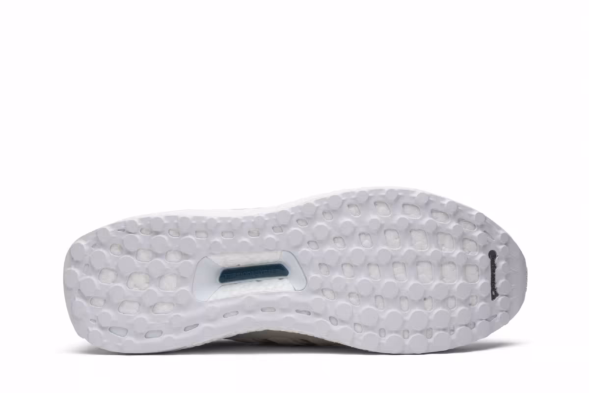 Adidas UltraBoost 4.0 Chalk, view 5