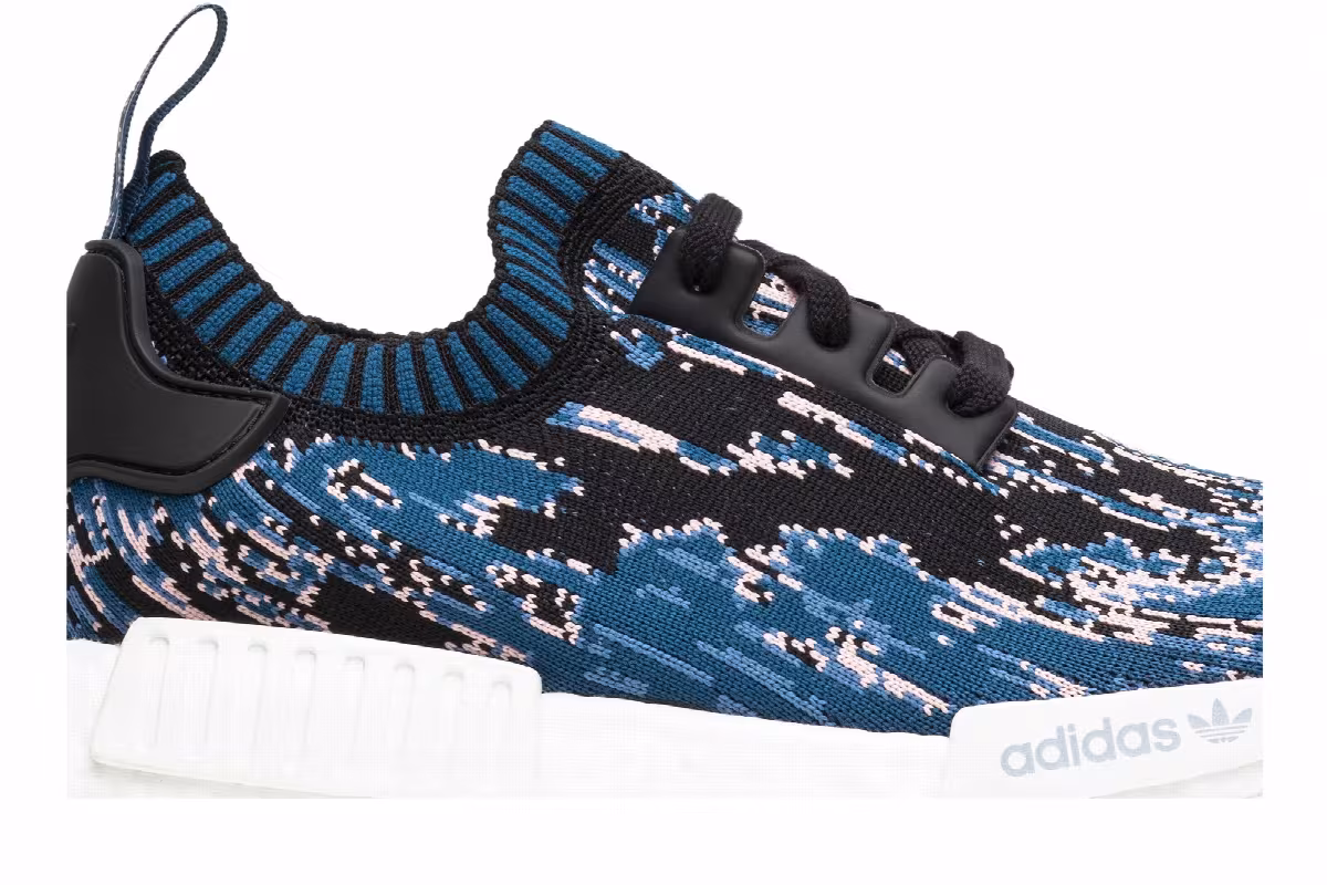 Sneakersnstuff x adidas NMD_R1 Primeknit Datamosh 2.0, view 3