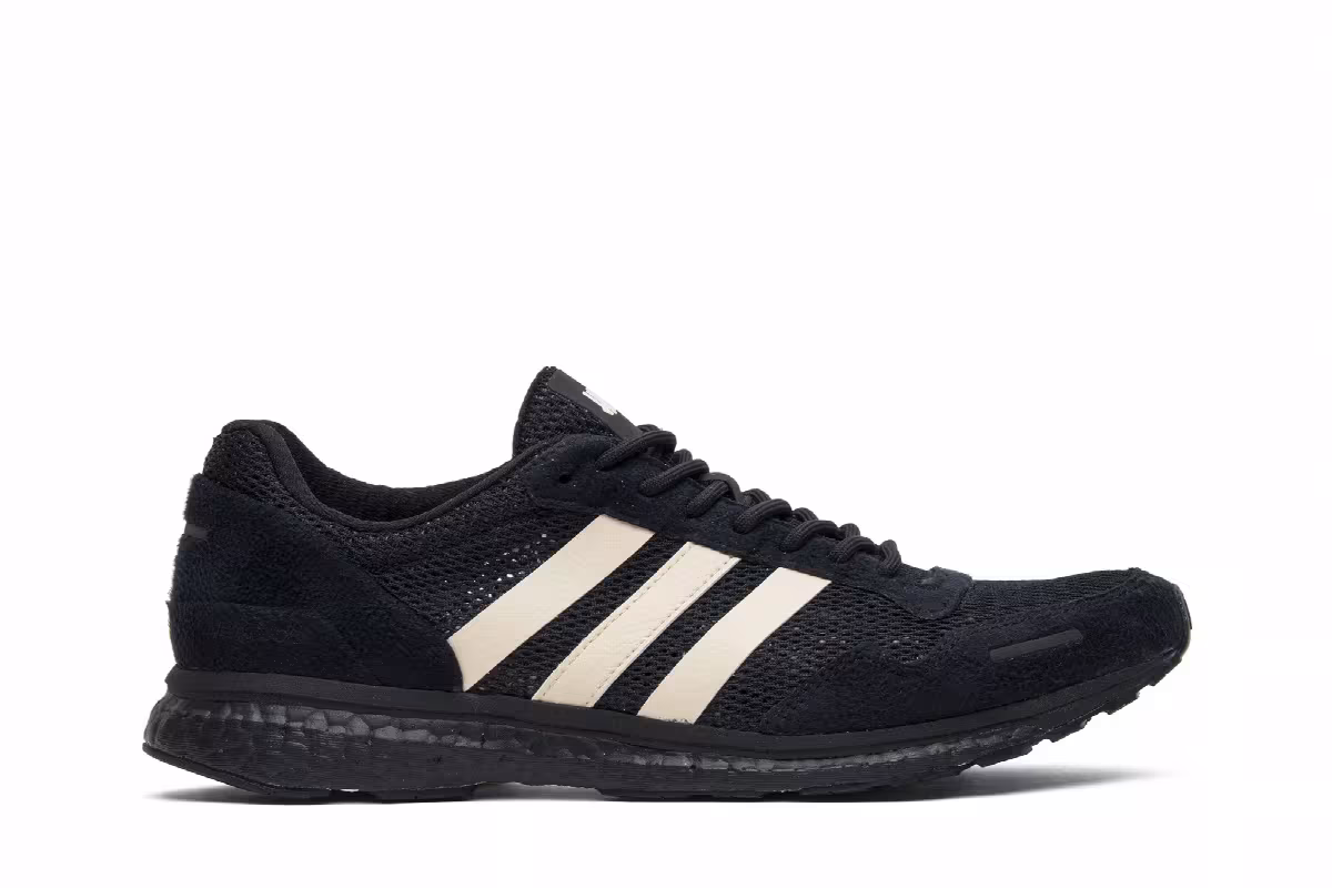 Undefeated x adidas adiZero Adios 3 Black, view 2