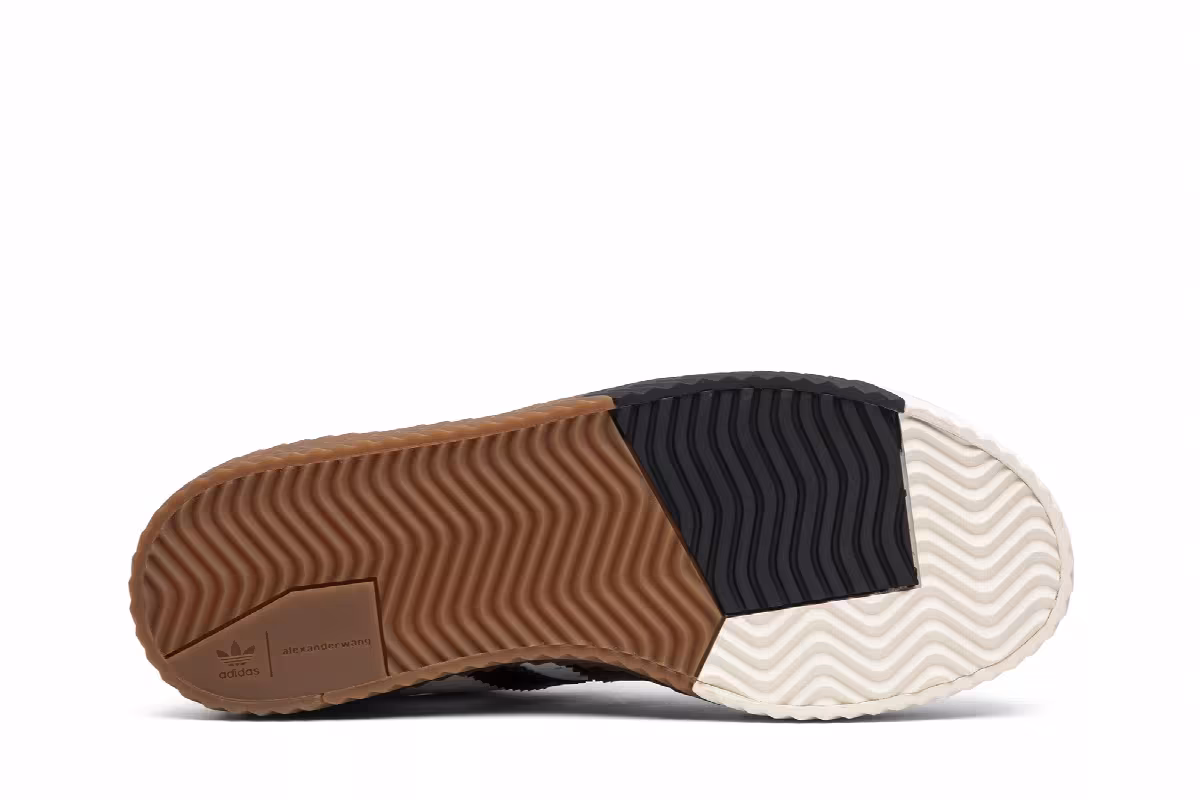 Alexander Wang x adidas Skate Super Tech Silver, view 5