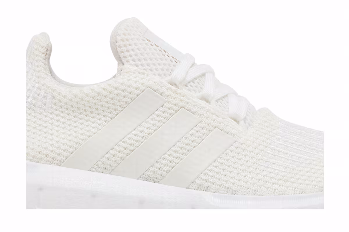 adidas Swift Run Triple White, view 3