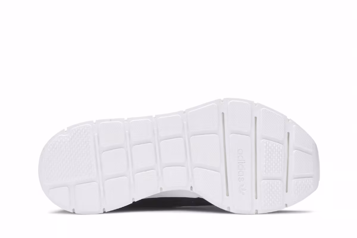adidas Women's Swift Run Core Black, view 5
