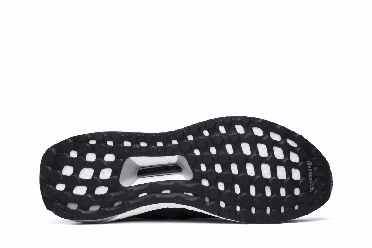 adidas UltraBoost 4.0 Core Black, view 5