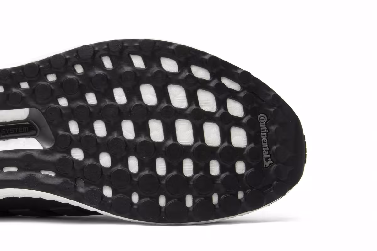 Adidas UltraBoost 3.0 Utility Black, view 6