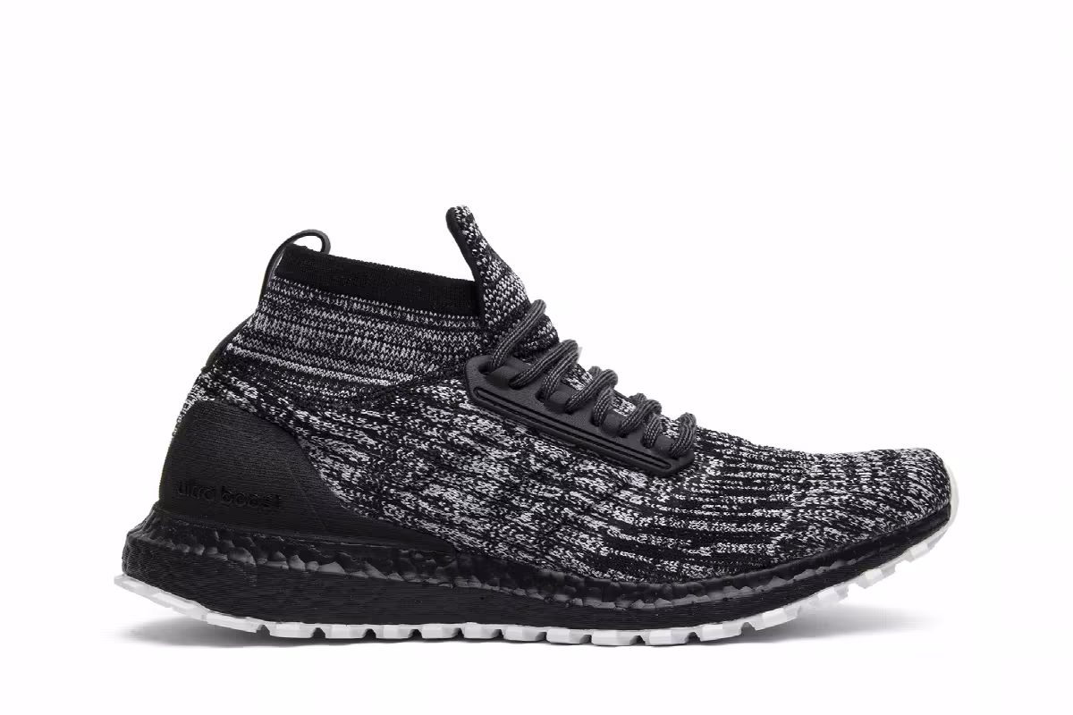 adidas UltraBoost ATR Mid Limited Oreo, view 2