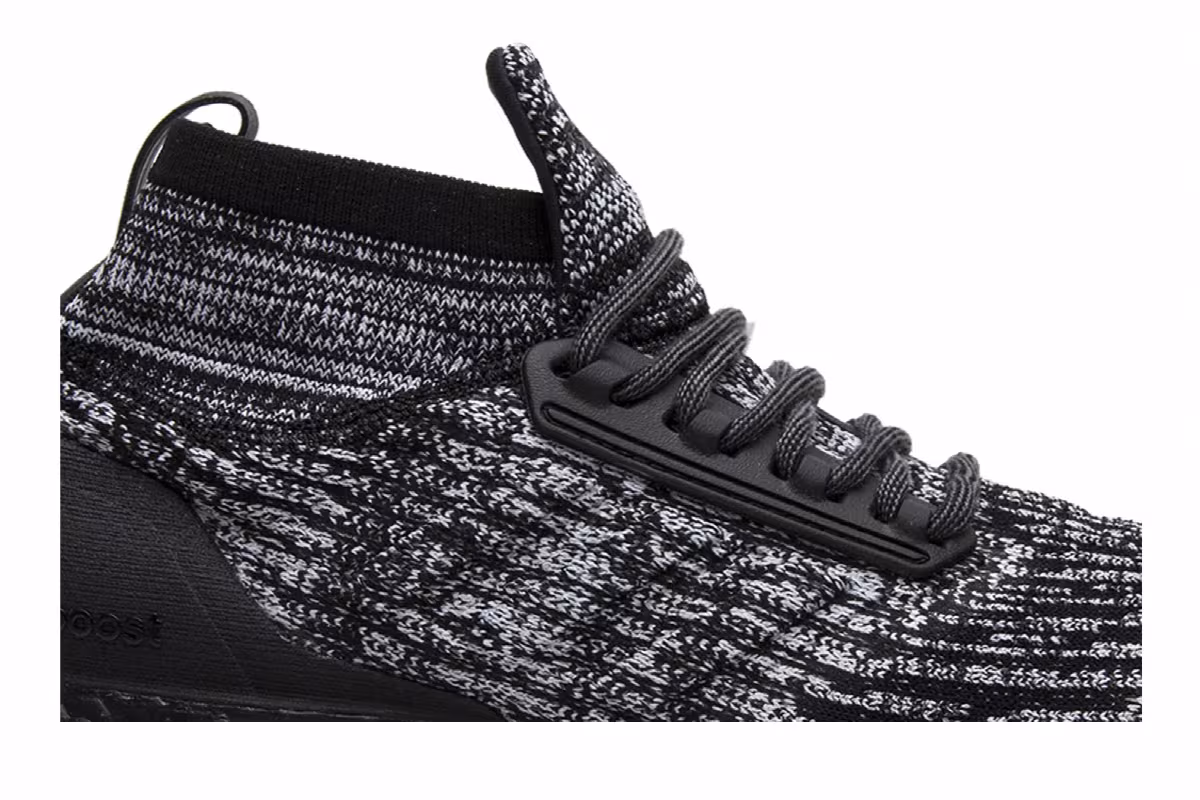 adidas UltraBoost ATR Mid Limited Oreo, view 3