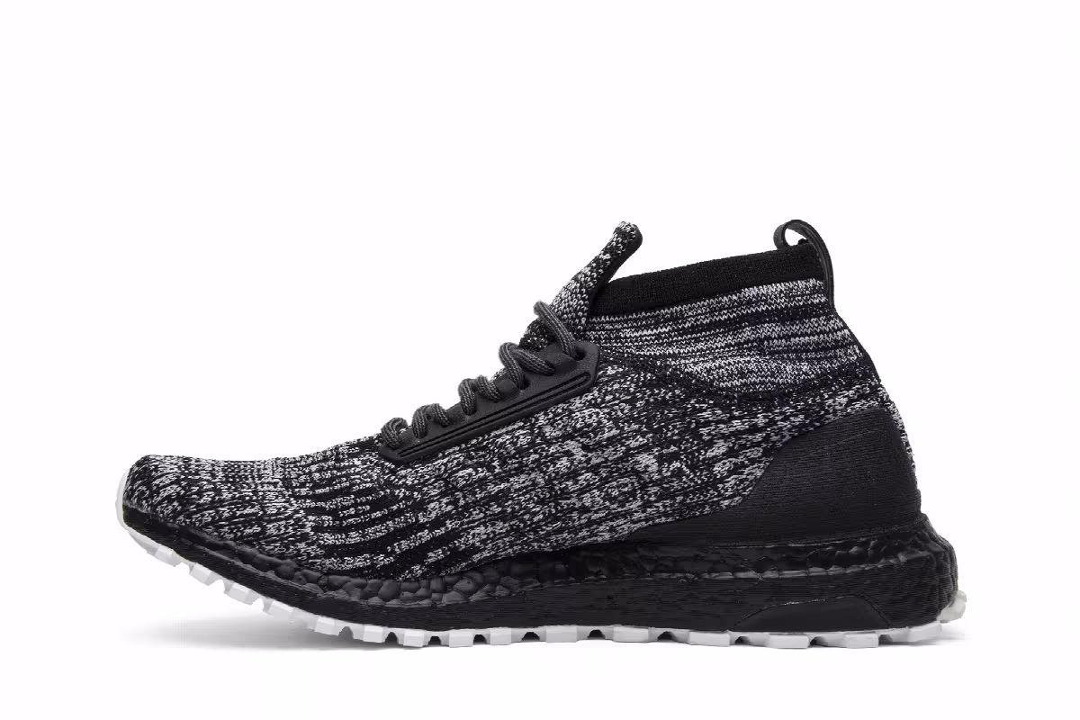 adidas UltraBoost ATR Mid Limited Oreo, view 4