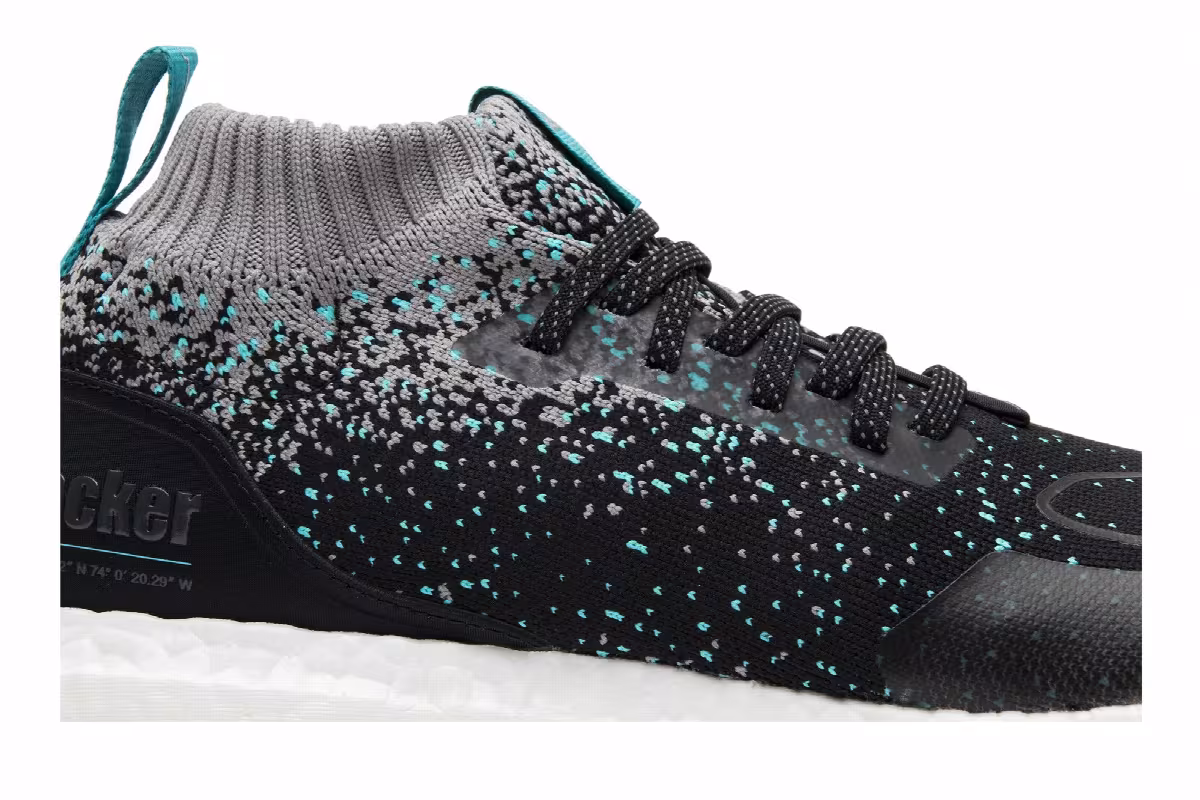 Solebox x Packer Shoes x adidas UltraBoost Mid Core Black Energy Blue, view 3