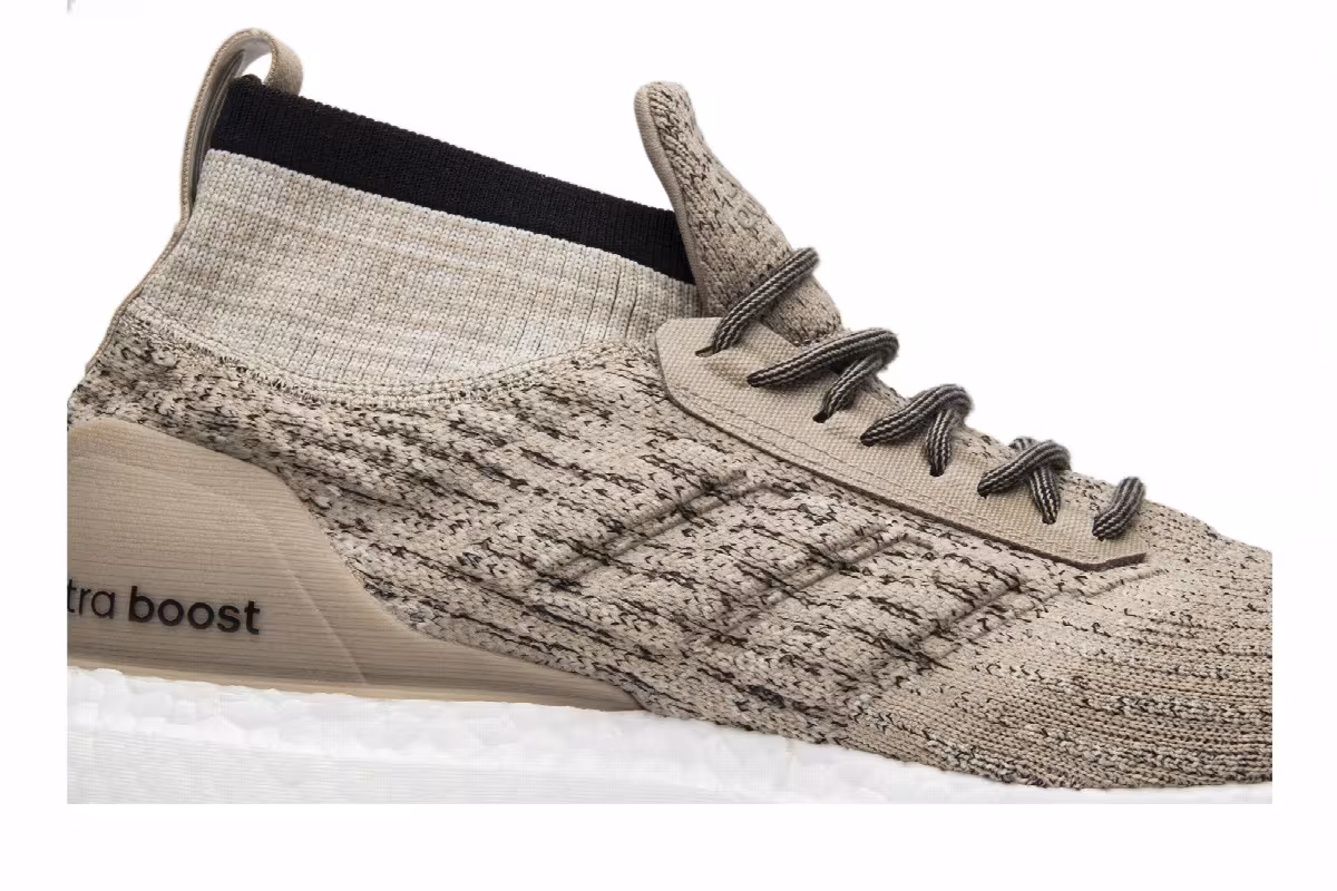 Adidas UltraBoost ATR Mid Limited Khaki, view 3